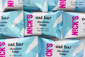 NICKS <b>Oat</b> Bar Chocolate Fudge, Traditional Flapjack Snack with Chocolate, Fiber-rich <b>Oat</b> Bar without Added Sugar (12x35g) - Product Image 2