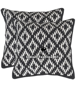 Hot Selling Moroccan <b>Black</b> & White Wool Kilim Indian <b>Cushion</b> Covers Geometric Pattern <b>Sofa</b> <b>Cushion</b> Pillows Factory Price - Product Image 2