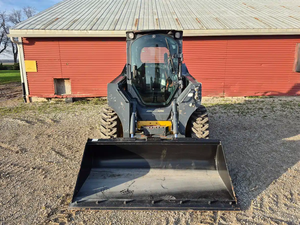 Vente promotionnelle : Chargeuses compactes John Deere 320G neuves/d'occasion, mini-chargeuse frontale 317, modèle 2020, prix avantageux - Product Image 1