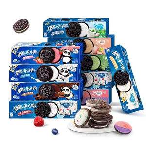 Biscuits sandwich au chocolat Oreo 380g, paquets refermables, 12 par boîte, format familial, vente au détail et distribution en gros pour les supermarchés. - Product Image 5