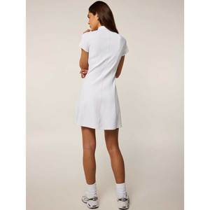 OEM เดรสเล่นกอล์ฟโปโลมีซิปรูดแขนกุดสำหรับผู้หญิงชุดเล่นกีฬาเทนนิสแบบเข้ารูปลำลองแห้งเร็ว - Product Image 2