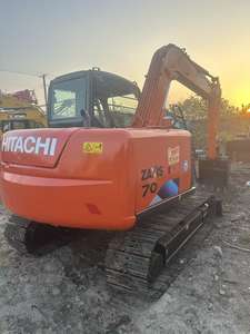 Excavadora de Orugas Usada Hitachi ZX70 Modelo 2023, 95% Nueva, Pocas Horas, con Motor y Componentes de Engranajes en Venta - Product Image 6