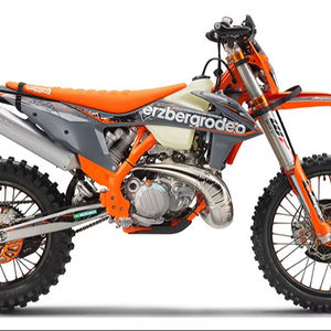 รถมอเตอร์ไซค์วิบาก KTM 300 XC รุ่นปี 2024 เครื่องยนต์ 300 ซีซี ใหม่เอี่ยม พร้อมจัดส่ง - Product Image 1