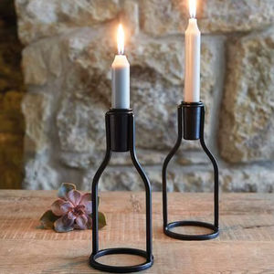 Candelabro de Hierro de Estilo Vintage para Decoración Clásica con Artesanía Metálica Decorativa - Product Image 1