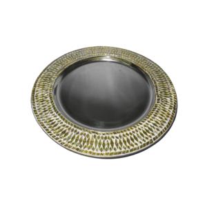 Plato de metal ecológico con acabado en polvo amarillo redondeado para decoración de hoteles, hogares y bodas, artículos usados. - Product Image 6