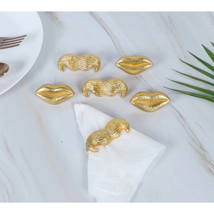 Anneaux de serviette papillon en or de luxe porte-mouchoirs pour la décoration de table de mariage et de banquet porte-serviettes en métal en gros - Product Image 6