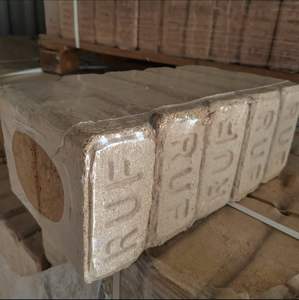 Vente en gros de briquettes de bois à vendre, combustible abordable et facile à stocker pour le chauffage et la cuisine. - Product Image 5