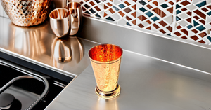 Tasse de mule de Moscou en cuivre classique fabriquée à la main Accessoires de verres au design martelé - Product Image 4