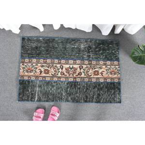 Alfombra de lana turca vintage, diseño clásico de retazos verde y beige, Alfombra de sala de estar de área grande de 21x33 pies con respaldo de látex - Product Image 1