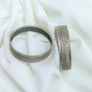 925 Fine Silver Ditya Jali Work Bangle <b>Single</b> Piece with Elegant Design - Product Image 3