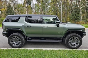 Sử dụng 2024 GMC hummerr EV SUV phiên bản <span class=keywords><strong>1</strong></span> - Product Image 4