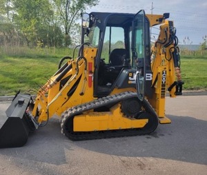 Minicargadora Retroexcavadora JCB 1CXT 2023 Usada con Motor MOOG en Venta - Product Image 3