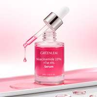 Sérum Liquide Herbal Bio Anti-âge, Éclaircissant et Hydratant à la Vitamine C & E et Niacinamide pour le Soin du Visage des Femmes – Marque Privée – En Stock