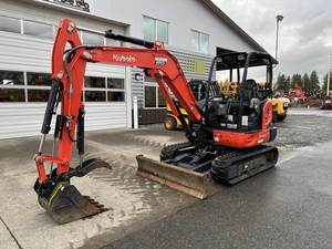 รถขุดขนาดเล็ก Kubota KX040-5 มือสอง 4 ตัน ระบบไฮดรอลิก แบบตีนตะขาบ พร้อมห้องโดยสารปิด  เครื่องยนต์ดีเซลประสิทธิภาพสูง - Product Image 3