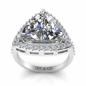 Bague de fiançailles moderne en argent sterling 925 avec diamants taillés en trillion pour femmes, bagues de mariage de luxe au prix de gros - Product Image 2