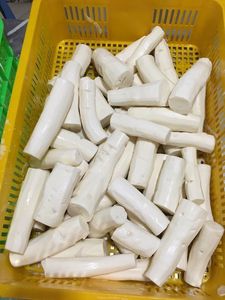 Manioc frais 100 % naturel, haut rendement, propre et prêt à l'exportation pour la production alimentaire et de amidon, vente en gros 2025 - Product Image 6