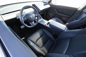 รถเทสล่า โมเดล Y ลองเรนจ์ AWD Plus ปี 2022 มือสองเกรดพรีเมียม ไม่เคยมีอุบัติเหตุ - Product Image 2