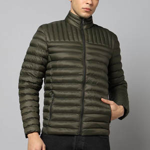 Veste matelassée classique pour homme pour un usage quotidien Veste matelassée à col montant pour homme avec design coupe-vent - Product Image 4