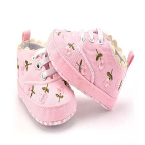 Zapatos Bordados para Bebé Niña - Product Image 1