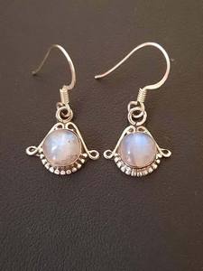 Magnifique boucle d'oreille pendante en labradorite et pierre de lune 4x6mm, en argent sterling et or, forme pyramide, style vintage, certifiée IGI, pour fiançailles et mariage - Product Image 3