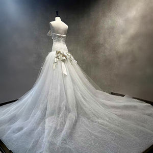 Robe de soirée longue en tulle à col bateau, élégante et moderne, avec nœud, dentelle et cristaux floraux, style A-line, pour mariage (modèle NT54) - Product Image 2