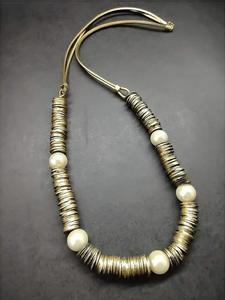 Nouvelle Arrivée De Luxe Chaque Perles De Résine Sont De Forme Différente Unique Comme Pierre De Couleur Pour Porter Des Fêtes De Bureau De Mariage - Product Image 2