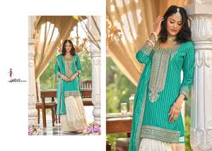 Élégant costume de palazzo entièrement cousu en soie de chinon lourde avec impression numérique avec broderie complexe et travail de séquence - Product Image 3