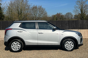 SSANGYONG TIVOLI 1.2P EX 2022 d'occasion, conduite à gauche/droite - Product Image 3