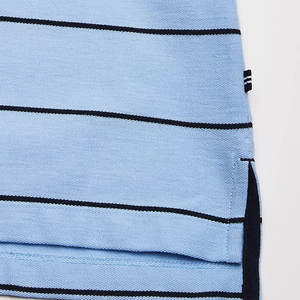 Design personnalisé pour hommes Polo Slim Fit Front 1/4 Zip Golf Sportswear Polo de golf 100% coton Tissu T-shirt pour hommes - Product Image 3