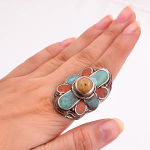 แหวนทิเบตสีเทอร์ควอยซ์ธรรมชาติเครื่องประดับทำด้วยมือผู้จำหน่ายเครื่องประดับทิเบตขายส่งจำนวนมาก - Product Image 5