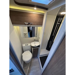 Autocaravana Lunar Roadstar TI - Product Image 1