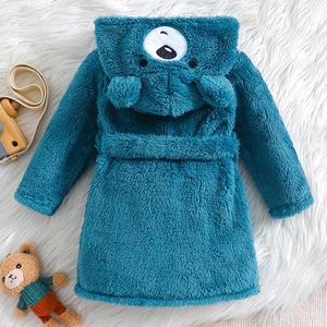 เสื้อคลุมอาบน้ำเด็กแบบมีฮู้ด ผ้าขนหนูเด็ก แขนยาว สำหรับใส่ในบ้าน คุณภาพสูง ระบายอากาศได้ดี เหมาะสำหรับฤดูหนาว  แบบมีลายปักชื่อเฉพาะบุคคล  สำหรับเด็กทุกเพศ - Product Image 2