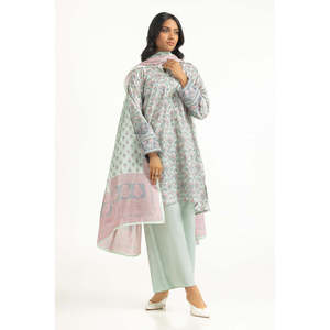 ชุดลำลองฤดูร้อนสำหรับผู้หญิง IUSTKSD-1239 แบบ 3 ชิ้น พิมพ์ลาย ระบายอากาศได้ดี แขนสามส่วน คอจีน - Product Image 4