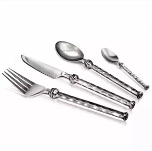 Juego de cubiertos de acero inoxidable con mango martillado de lujo, único y elegante, cuchillo afilado, tenedor para ensalada, cuchara para bodas - Product Image 4