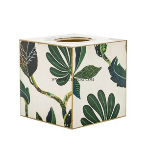 Boîte de rangement rectangulaire en métal enduit de poudre blanche peinte à la main Matvelous concevant une grande boîte de rangement de mouchoirs de qualité supérieure - Product Image 2