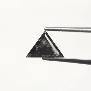 Diamante negro rústico de 0,80 Ct, Diamante Suelto Natural de corte ajustable para anillo de compromiso personalizado único y diseños de joyería hechos a mano - Product Image 4