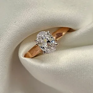 2023 Hot Sales Oval Cluster Wholesale Rings 10K 14k 18k Solid Gold fine VVS Moissanite Diamond Engagement Promise Ring for Women