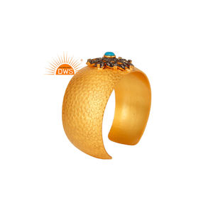 Dernière conception faite à la main 24K plaqué or Turquoise et zircon cubique Bracelet de manchette de pierres précieuses Demi fabricant de bijoux fins - Product Image 1