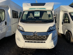 Oferta Especial: Nueva Autocaravana 4x4 Todoterreno, Ajustable, de Aluminio, Euro 6, para 4-6 Personas, con TV, Entrega a Nivel Nacional - Product Image 1