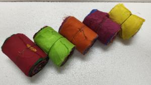 ม้วนริบบิ้นผ้าไหมลายส่าหรีหลากสีสดใสสำหรับทำมือและถักแบบสร้างสรรค์ตามสั่ง - Product Image 4