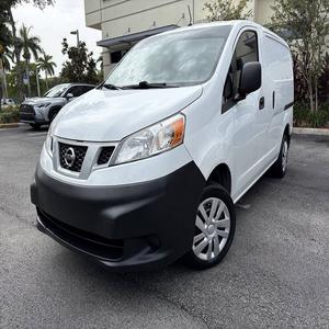 Nissan NV200 SV 2015 avec moteur turbo, transmission intégrale, sièges en tissu, taille des pneus R17, prêt à être expédié - Product Image 1