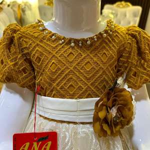 Nueva colección Vestido de fiesta de satén para niños con diadema Diseño elegante para la temporada de primavera Traje de fiesta para niños - Product Image 5