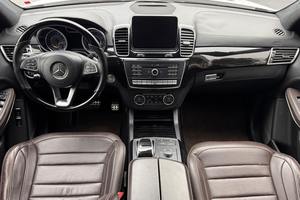 Mercedes-AMG GLS 63 d'occasion haut de gamme, modèle 2018, V8 biturbo de 577 ch - Product Image 4