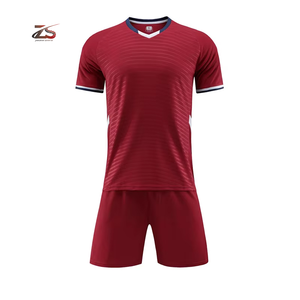 Uniformes de fútbol de sublimación de alta calidad, uniformes de entrenamiento con diseños personalizados, uniformes de fútbol fabricados en Pakistán - Product Image 4