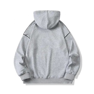 Pulls à capuche personnalisés de haute qualité pour hommes Sweats à capuche surdimensionnés tricotés pour hommes style streetwear design personnalisé - Product Image 3