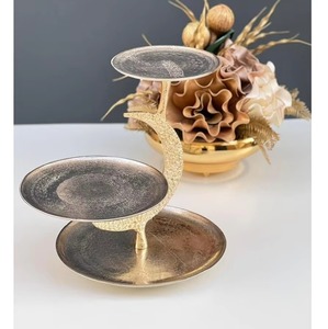 Plato de Metal Duradero de Calidad Garantizada, Resistente a la Prueba del Tiempo en Estilo y Resistencia, Ideal para Cualquier Ocasión - Product Image 4