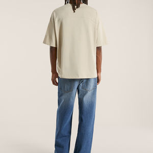 Camiseta cuadrada de material suave para hombre, transpirable, sostenible, de secado rápido, servicio OEM, precio al por mayor, camiseta cuadrada de tendencia superior para hombre - Product Image 4