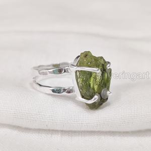 Rough Stone Jewelry Women's Ring Natural Raw Peridot Gemstone August Birthstone Hammered Two Band Ring 925 Sterling Silver Ring - Product Image 3