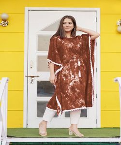 Western Wear Nouveau Designer Fantaisie Indienne et Pakistanaise Femme Kaftan Multi Couleur Tendance Toutes Tailles Disponibles en Vêtements Ethniques - Product Image 2