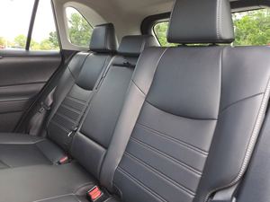 Toyota RAV4 XLE Premium AWD Usada de 2024 - Product Image 4